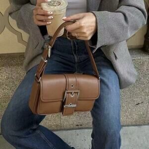 NWT Michael Kors Colby Medium Leather Shoulder Bag Luggage Color